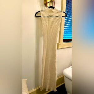 Zara maxi dress - cream/off white knit. Never worn. Size M